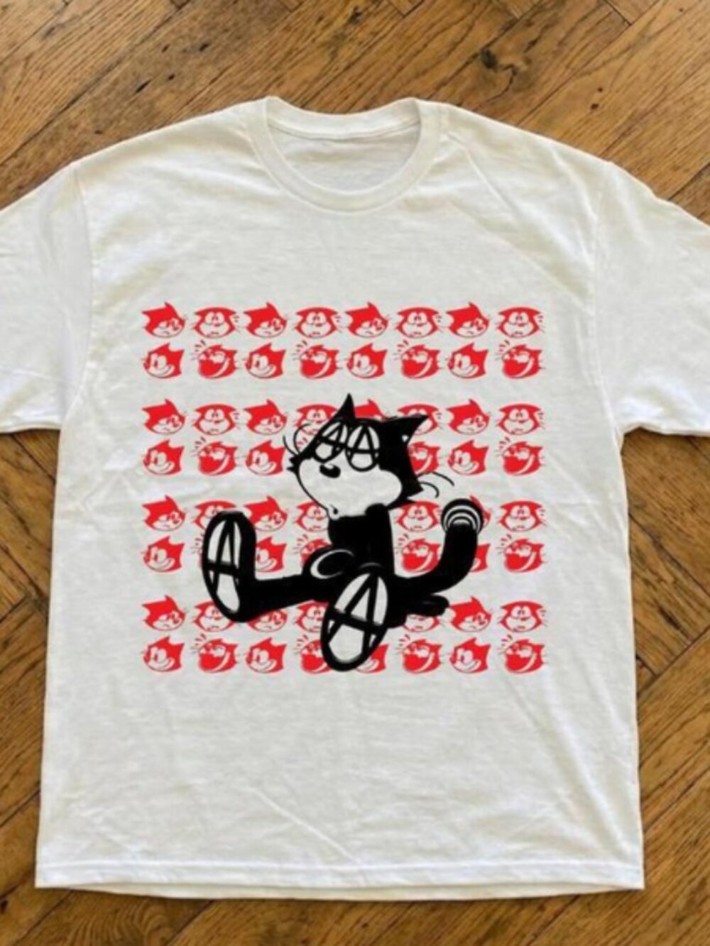 Pop Art Cat Graphic T Shirt